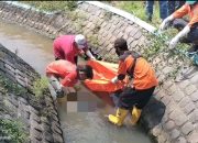 Heboh, Warga Di Jombang Temukan.Bayi Mengapung Di Saluran Irigasi