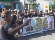 Kisruh PPDB, Ratusan Warga di Jombang Berunjukrasa Tuntut Menteri Pendidikan Mundur