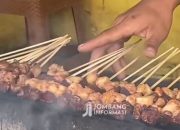 Sate Tugu Penceng, Kuliner di Jombang Yang Legendaris