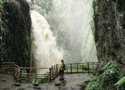 Pesona Air Terjun Blawan di Bondowoso, Wisata Tersembunyi Di Balik Kawah Ijen