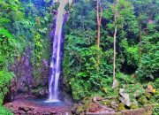 Pesona Air Terjun Kakek Bodo di Prigen Pasuruan