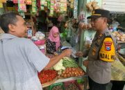 Wanita Berkerudung Bobol Toko di Pasar Perak Gegerkan Warga di Jombang