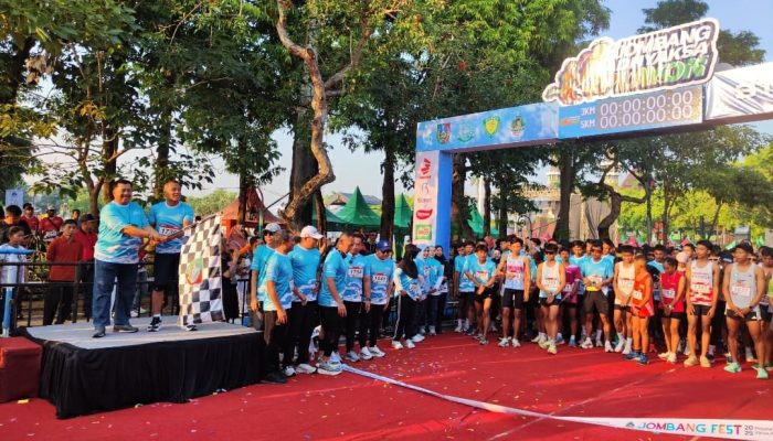 Ribuan Pelari Ramaikan Jombang Adhyaksa Playon