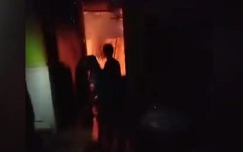 Gudang SMPN 2 Sumobito Jombang Terbakar